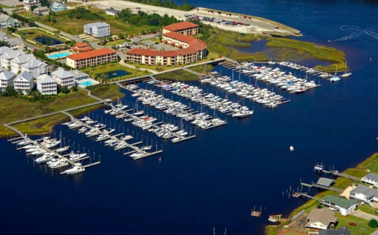 Waterfronte Villas & Yacht Club marina from the air, Carolina Beach